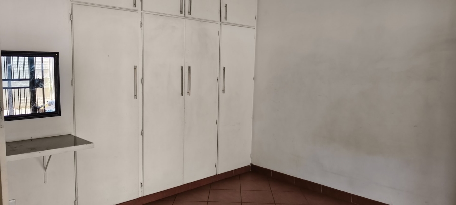 9 Bedroom Property for Sale in Generaal De Wet Free State